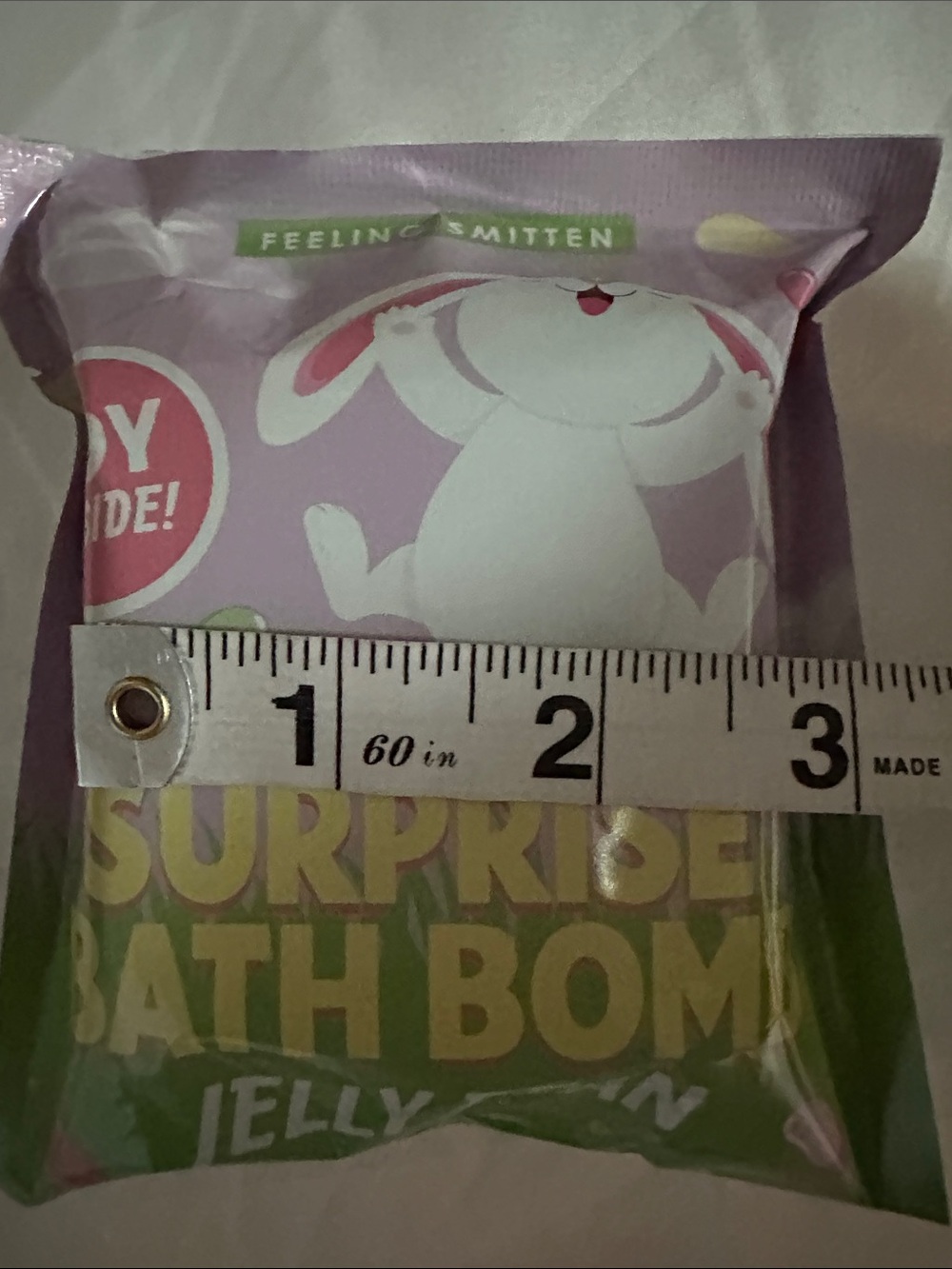 Feeling Smitten Jelly Bean Surprise Bath Bomb Toy Inside Vegan Cruelty Free NIP - Picture 4 of 8